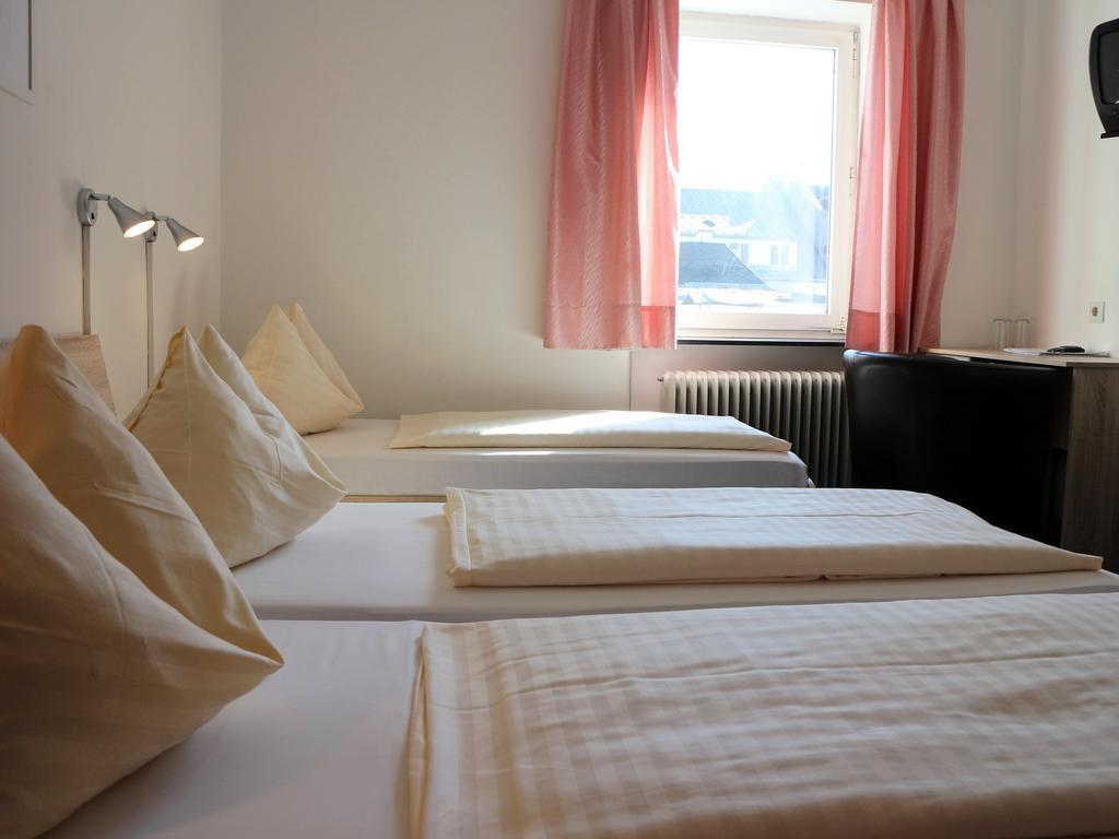 Hotel Gasthof Kasino 빌라흐 객실 사진