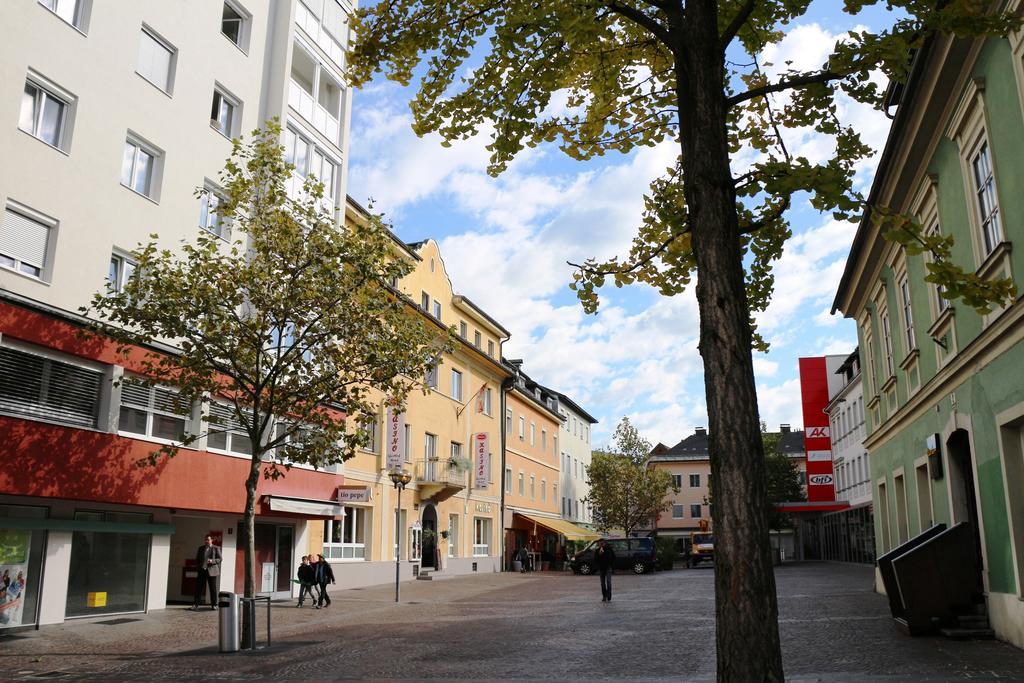 Hotel Gasthof Kasino 빌라흐 외부 사진